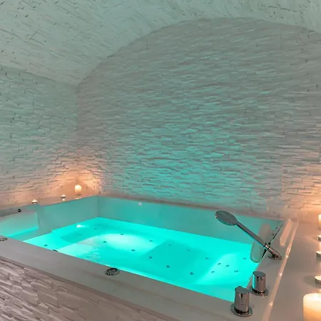 Bed & Breakfast La Bastide Du Rocher Boutique &